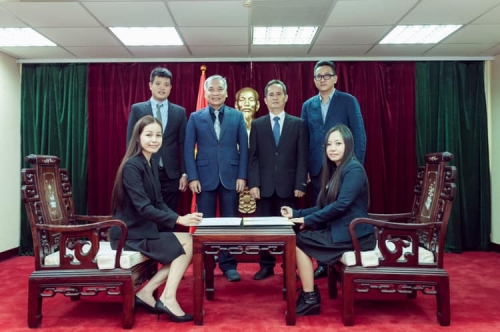 Kí kết Hợp đồng phân phối chính thức sản phẩm Yến sào Nha Trang – The Hai Yen tại Đài Loan
