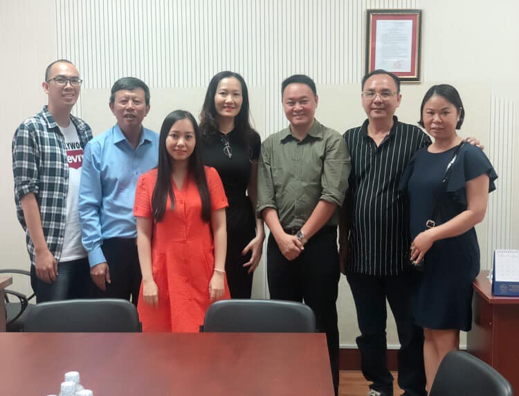Meet and work with Malaysian Salanganes'Nest Association