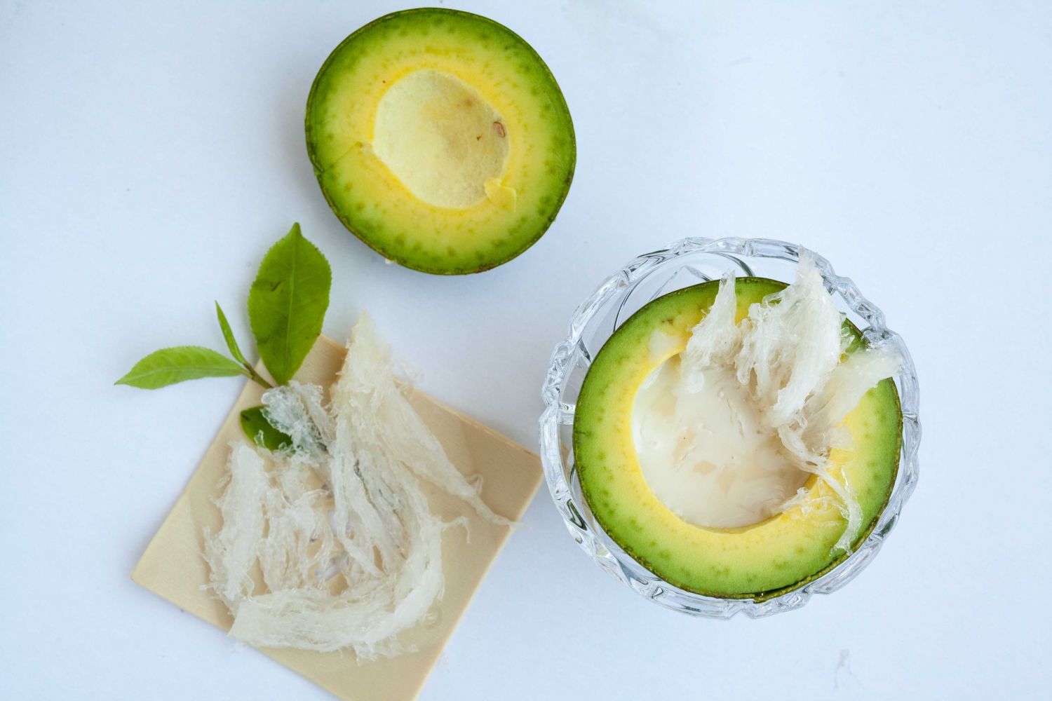 SALANGANES’ NEST WITH AVOCADO AND MILK