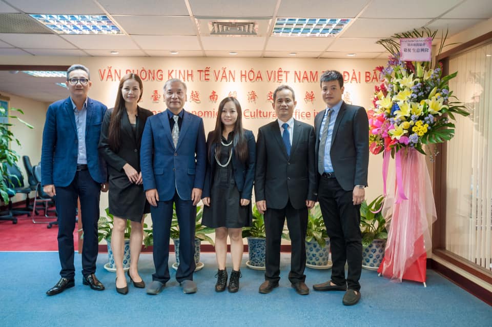 Vietnam Salanganes'Nests presented at Taiwan by the official way